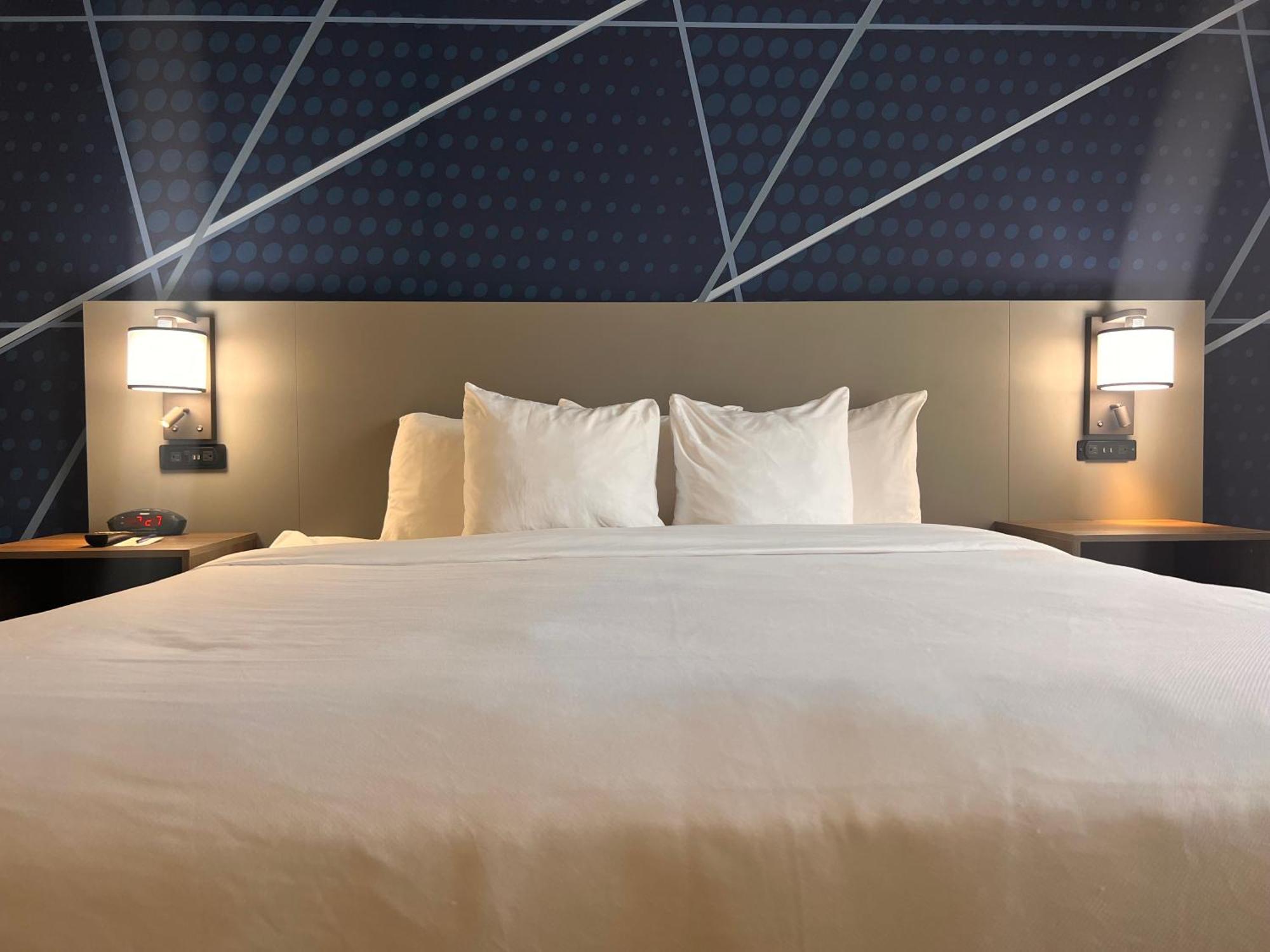 Comfort Suites Louisville Airport מראה חיצוני תמונה