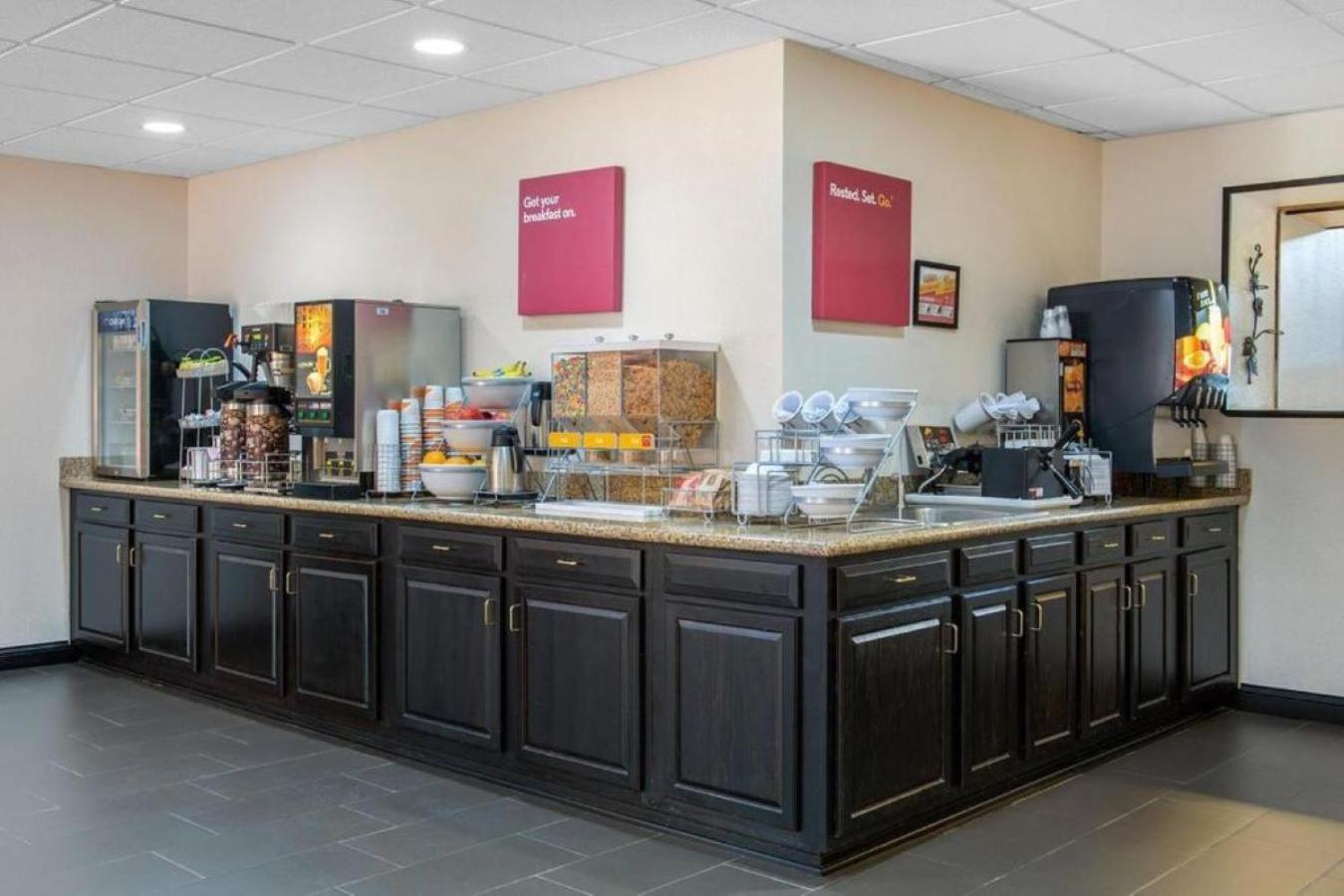 Comfort Suites Louisville Airport מראה חיצוני תמונה