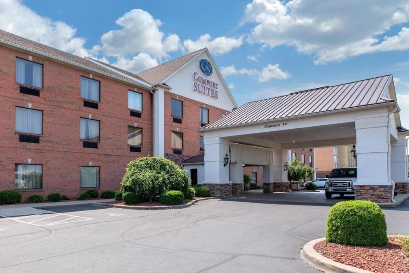 Comfort Suites Louisville Airport מראה חיצוני תמונה