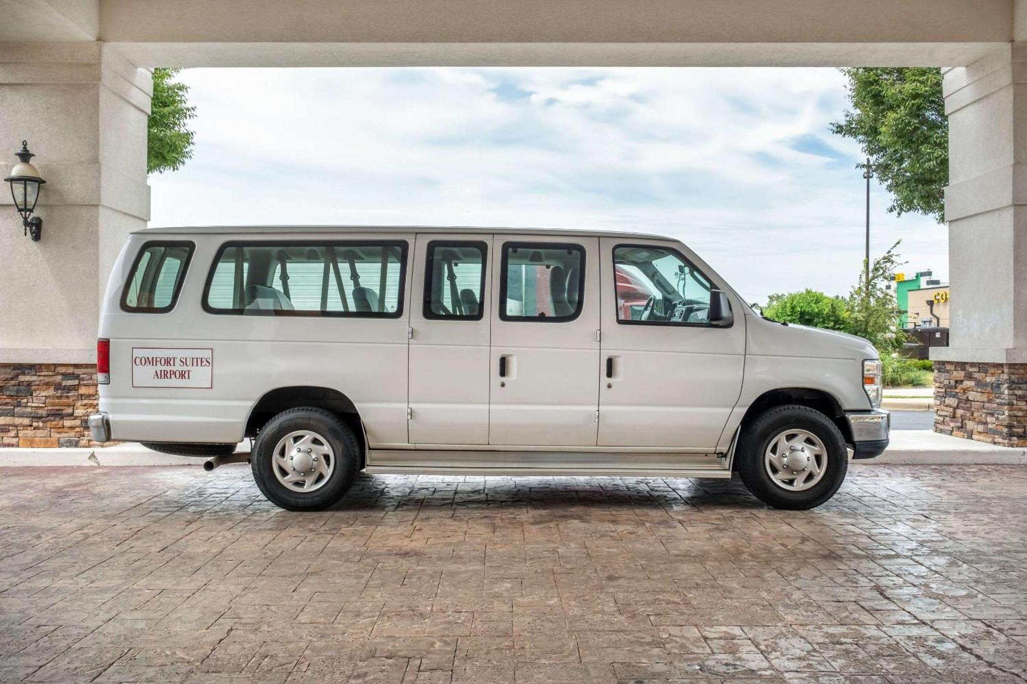 Comfort Suites Louisville Airport מראה חיצוני תמונה
