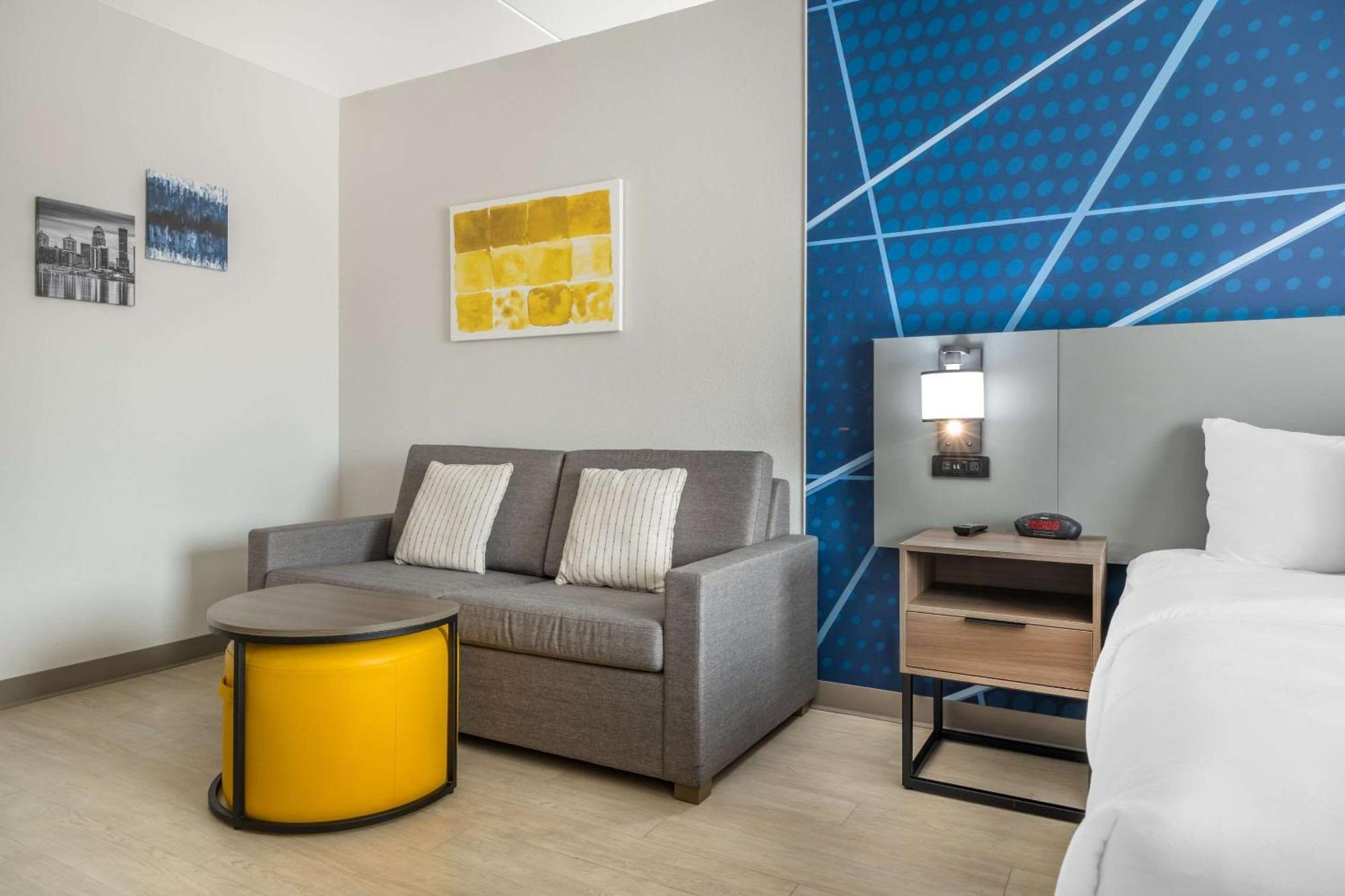 Comfort Suites Louisville Airport מראה חיצוני תמונה